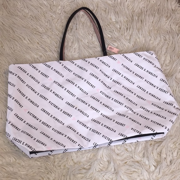 Victoria’s Secret Tote - Picture 1 of 2